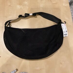 Uniqlo Black Mesh Crossbody Bag NWT